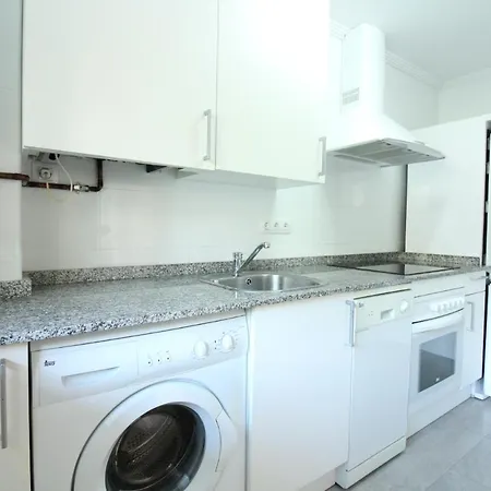 Appartement Bajo Con Jardin En Zona De Playas En Cantabria Cudon